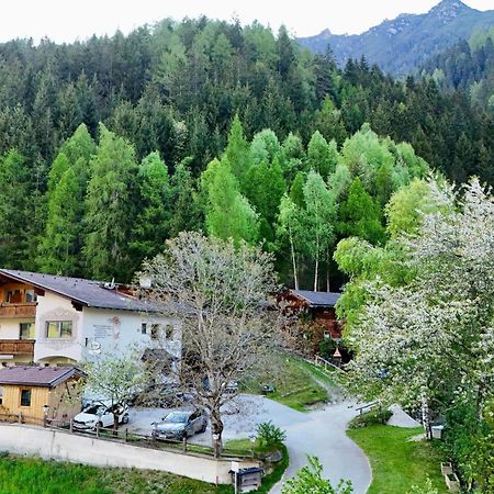 Pension Riese Neustift im Stubaital Esterno foto