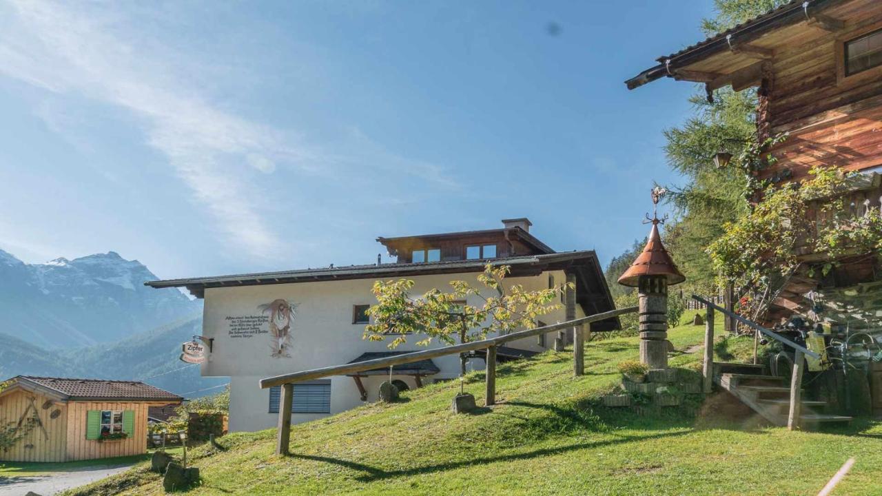 Pension Riese Neustift im Stubaital Esterno foto